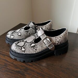 Steve Madden Kamlee Lug Sole Mary Jane. Size 8.5. Never Worn